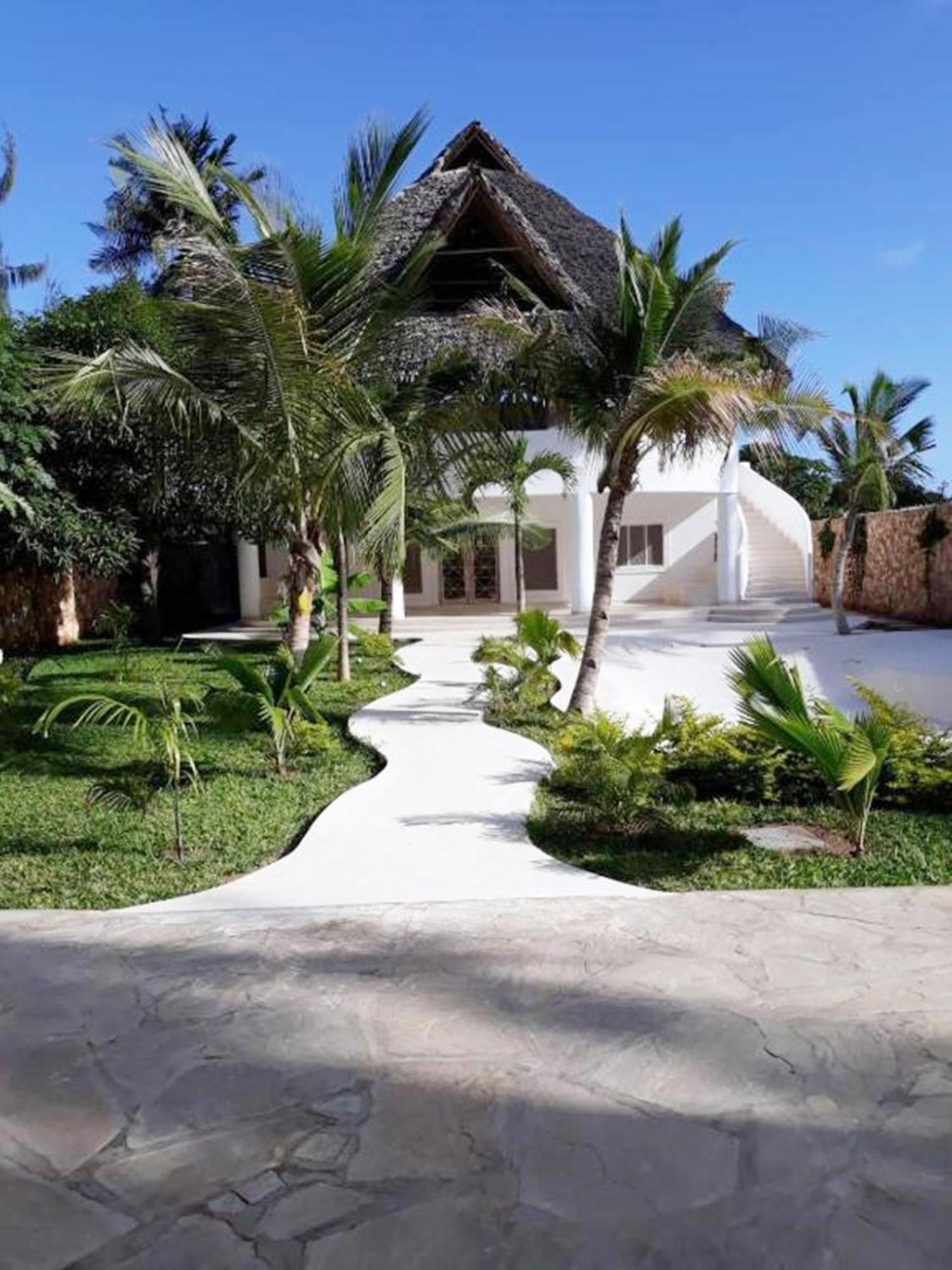 Blue Diamond Villa Watamu Exterior foto